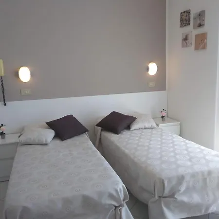 La Bella Hotel *