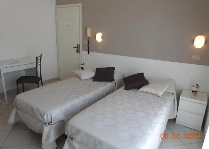 La Bella Hotel *