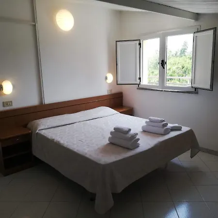 La Bella Hotel *