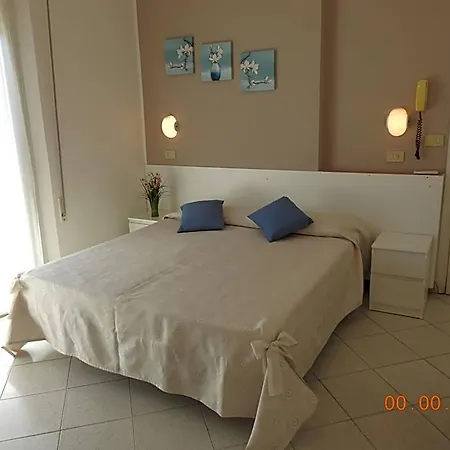 Hotel La Bella *