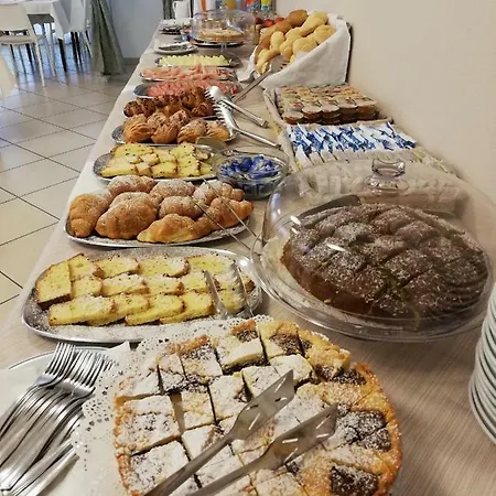 Hotel La Bella *